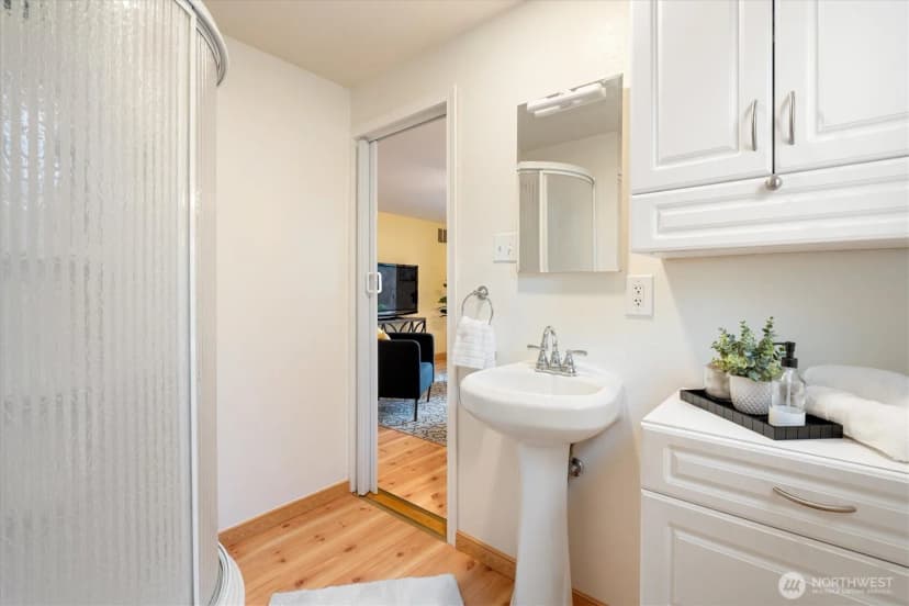 Property photo for 9626 Laurel Lane, Edmonds photo 20
