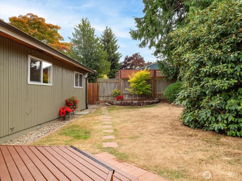 Property photo for 9626 Laurel Lane, Edmonds photo 27