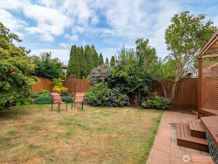Property photo for 9626 Laurel Lane, Edmonds photo 26