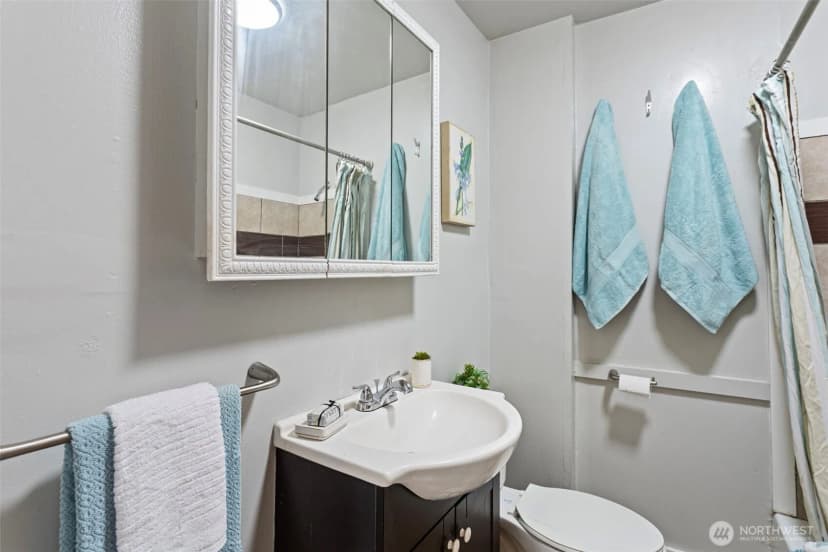 Property photo for 2307 E Columbia Street, Seattle photo 12