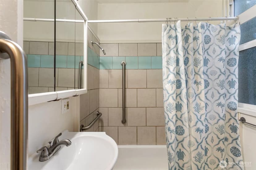 Property photo for 2307 E Columbia Street, Seattle photo 27