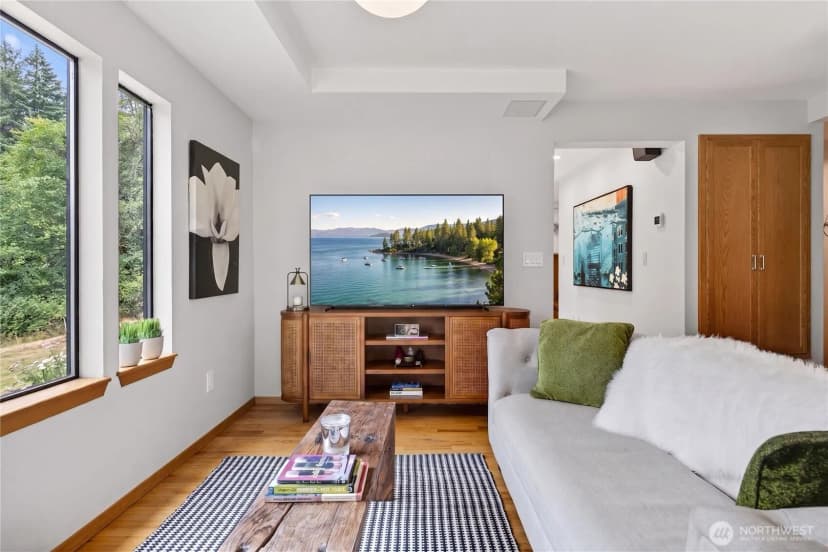 Property photo for 16409 Hoff Road Nw, Lakebay photo 8