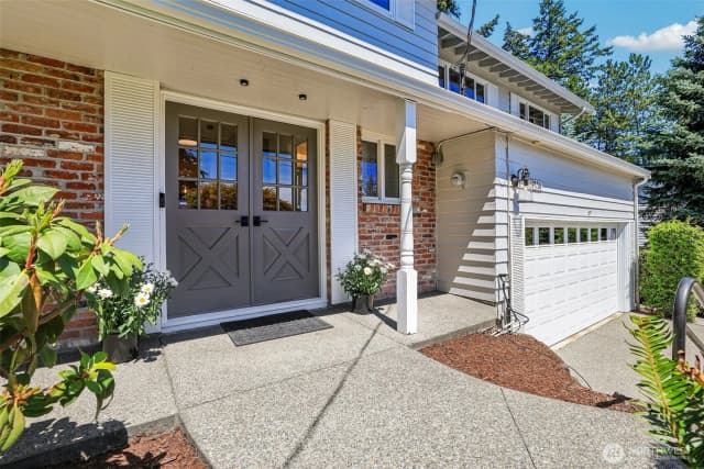 Property photo for 9116 Se 72nd Place, Mercer Island