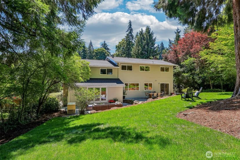 Property photo for 9116 Se 72nd Place, Mercer Island photo 27