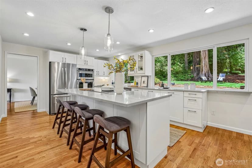 Property photo for 9116 Se 72nd Place, Mercer Island photo 8