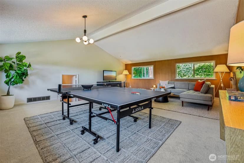 Property photo for 9116 Se 72nd Place, Mercer Island photo 13