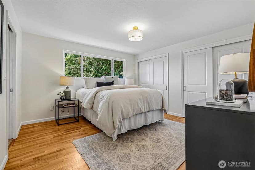 Property photo for 9116 Se 72nd Place, Mercer Island photo 15