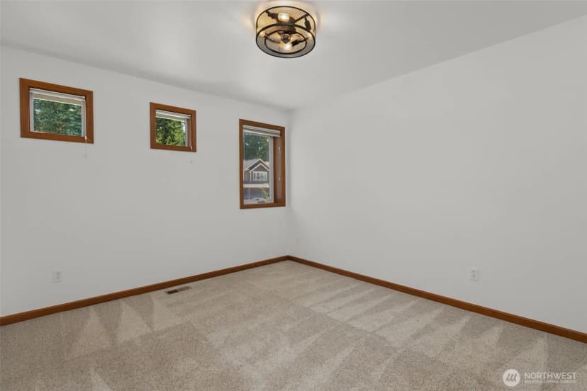 Property photo for 13016 175th Drive Se, Snohomish photo 26