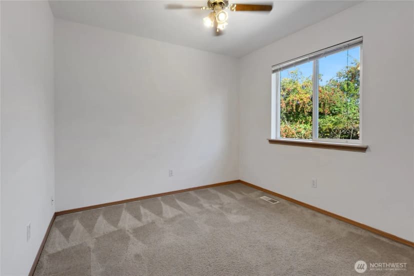 Property photo for 1201 126th Street Ct E, Tacoma photo 13
