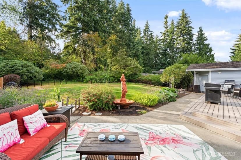 Property photo for 701 175th Street Sw, Bothell photo 34