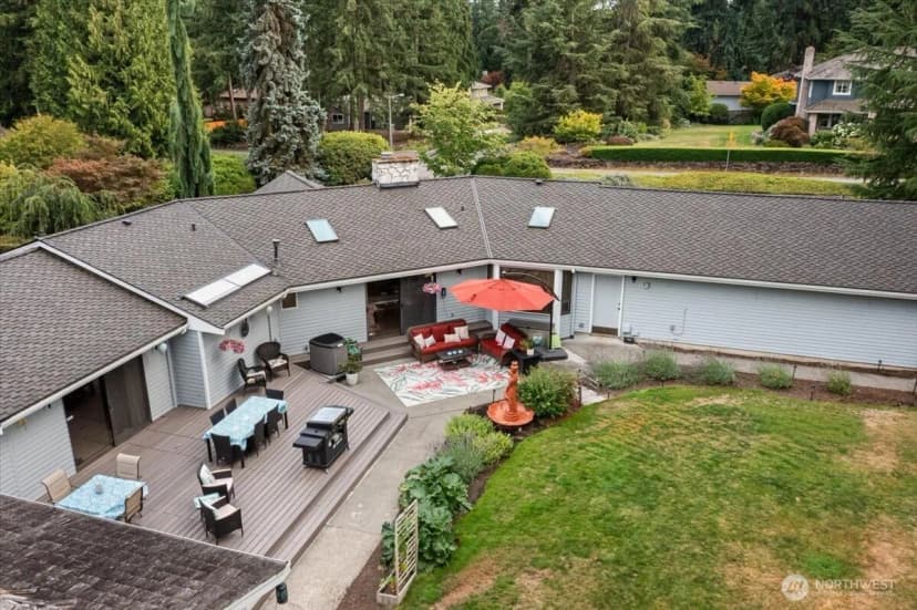 Property photo for 701 175th Street Sw, Bothell photo 32