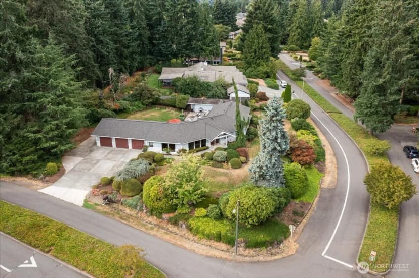 Property photo for 701 175th Street Sw, Bothell photo 38