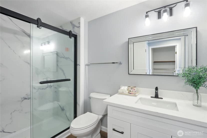 Property photo for 3590 Narrows View Lane Ne #102, Bremerton photo 15