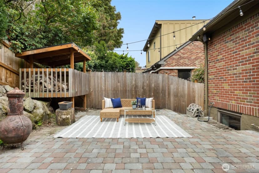 Property photo for 319 Smith Place, Seattle photo 26