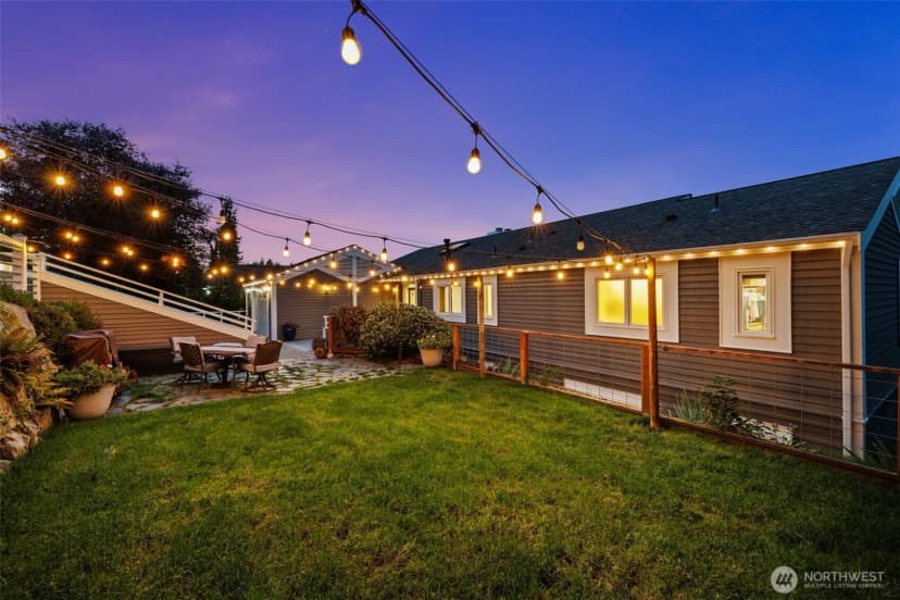 Property photo for 16231 Valhalla Drive, Bothell photo 38