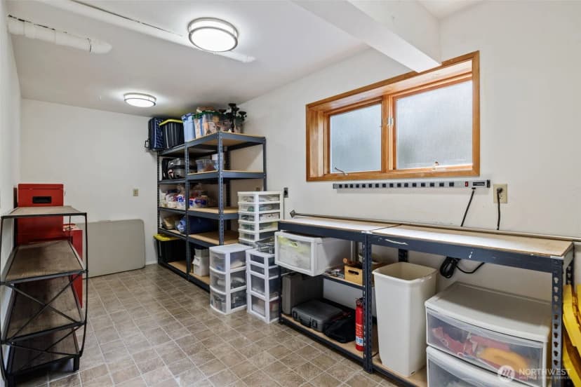 Property photo for 16231 Valhalla Drive, Bothell photo 36