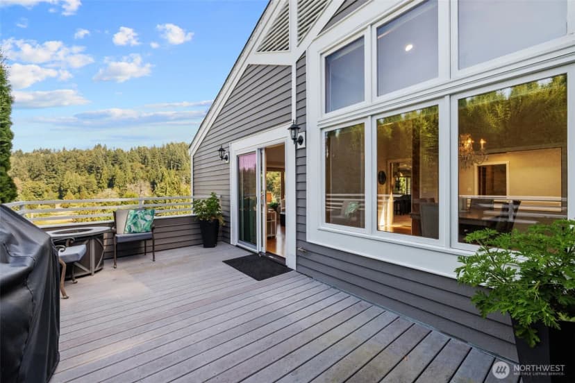 Property photo for 16231 Valhalla Drive, Bothell photo 10