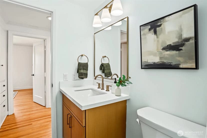 Property photo for 3243 22nd Avenue W, Seattle photo 22