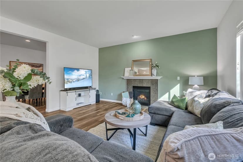 Property photo for 20160 111th Way Se, Kent photo 11
