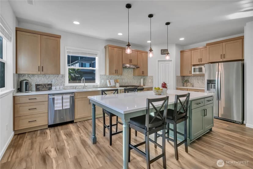 Property photo for 20160 111th Way Se, Kent photo 7
