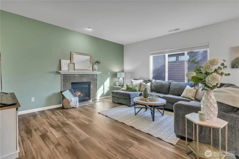 Property photo for 20160 111th Way Se, Kent photo 12