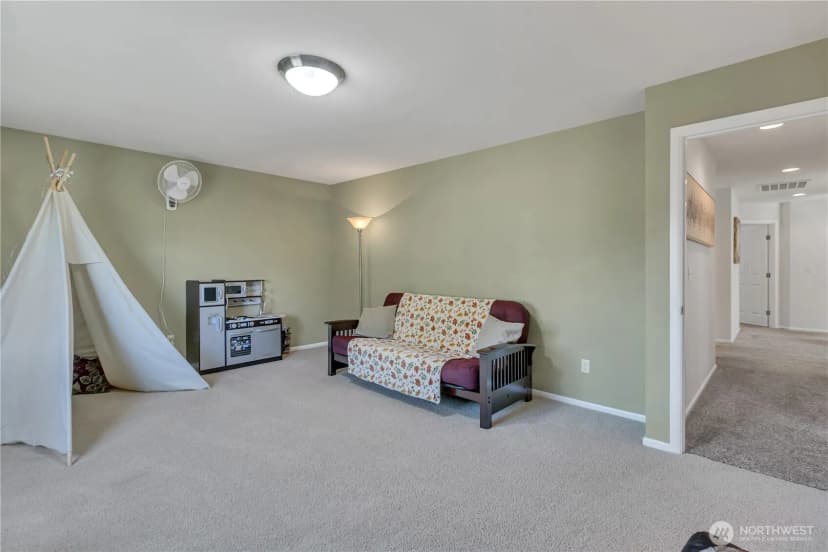 Property photo for 20160 111th Way Se, Kent photo 30