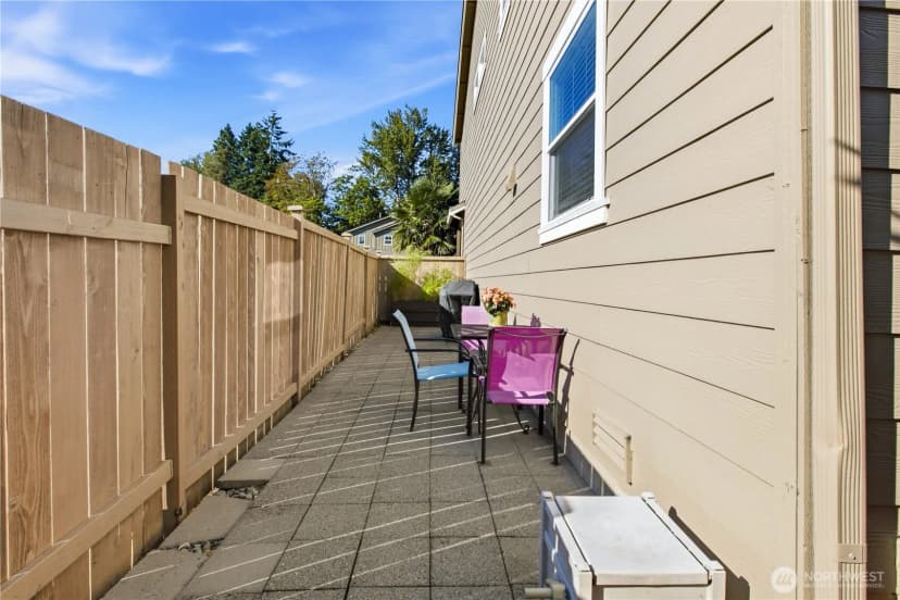 Property photo for 20160 111th Way Se, Kent photo 32
