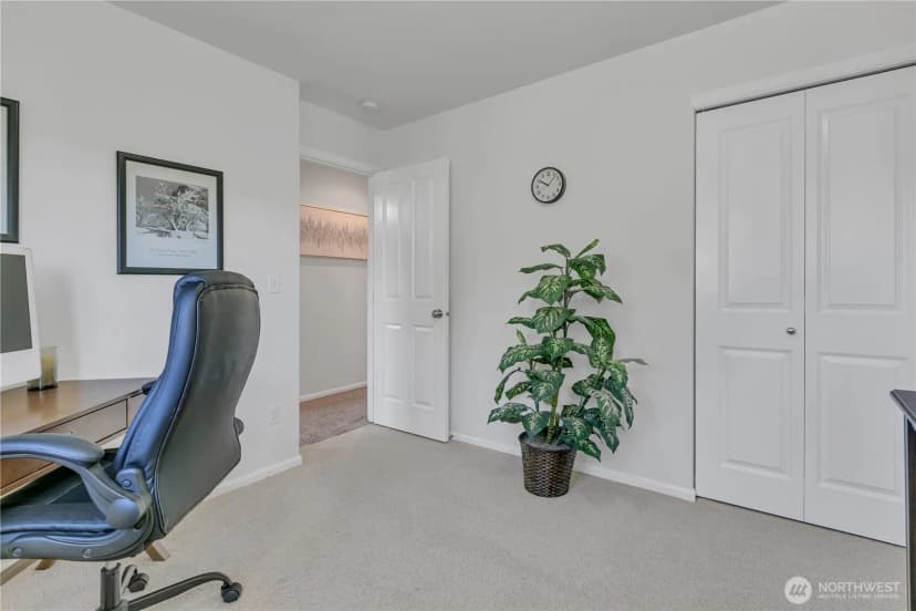 Property photo for 20160 111th Way Se, Kent photo 28