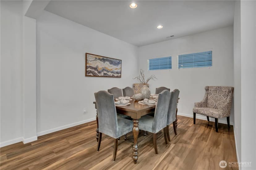 Property photo for 20160 111th Way Se, Kent photo 14