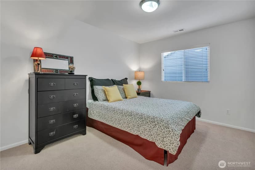 Property photo for 20160 111th Way Se, Kent photo 25