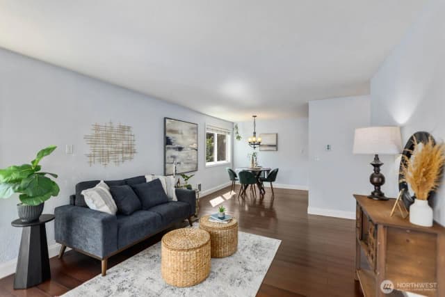 Property photo for 10110 Greenwood Ave N #204, Seattle photo 5