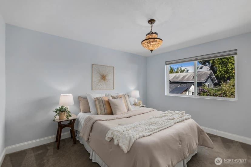 Property photo for 10110 Greenwood Ave N #204, Seattle photo 11