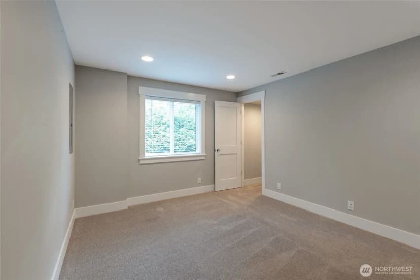 Property photo for 18828 156th Avenue Ne, Woodinville photo 22