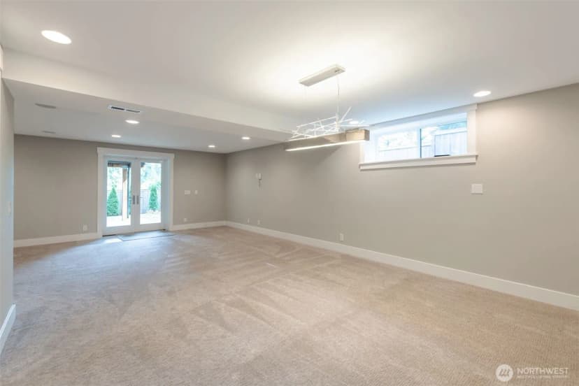 Property photo for 18828 156th Avenue Ne, Woodinville photo 21