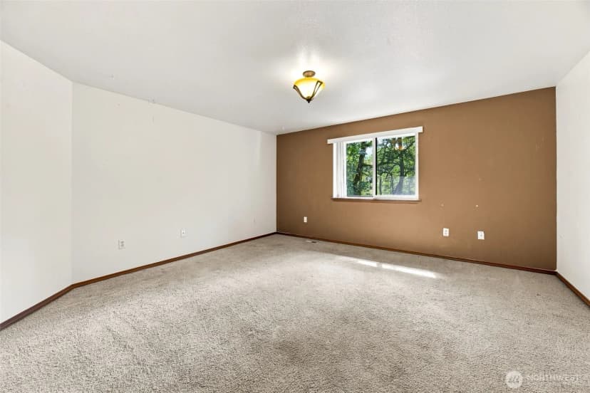 Property photo for 25517 35th Avenue E, Spanaway photo 14