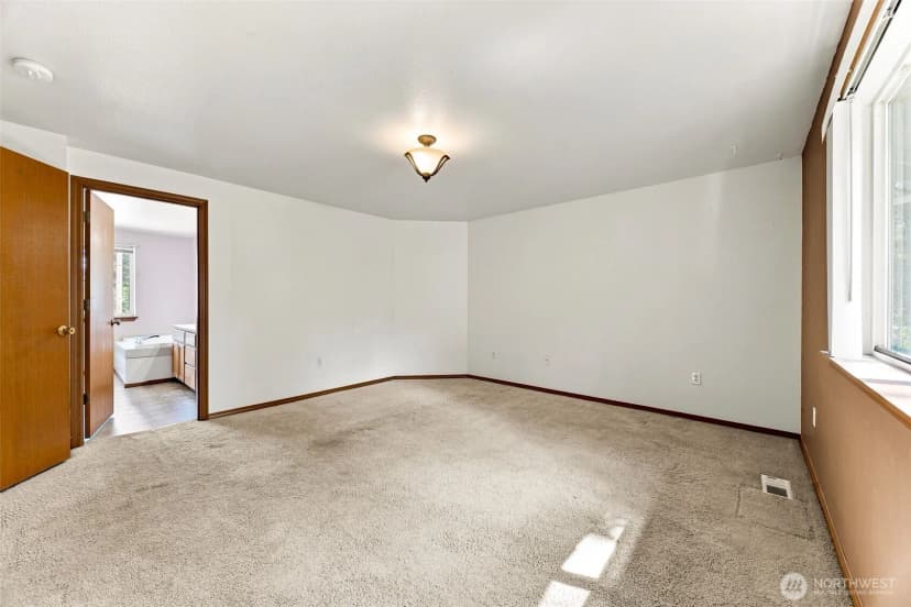 Property photo for 25517 35th Avenue E, Spanaway photo 15