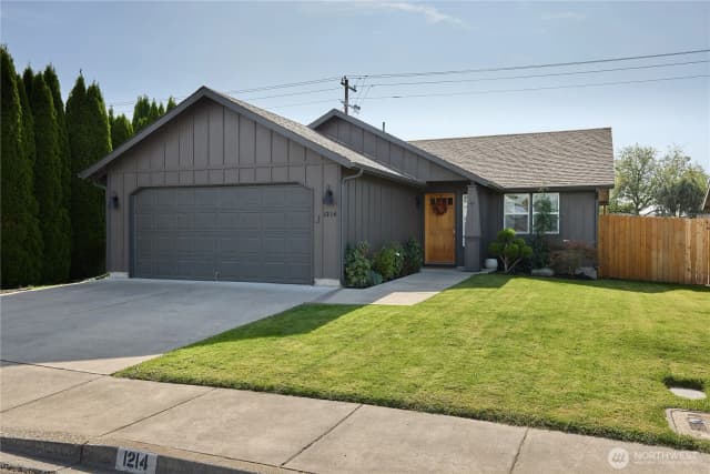Property photo for 1214 Se Scenic View Dr, College Place