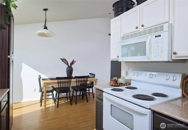 Property photo for 1214 Se Scenic View Dr, College Place photo 5