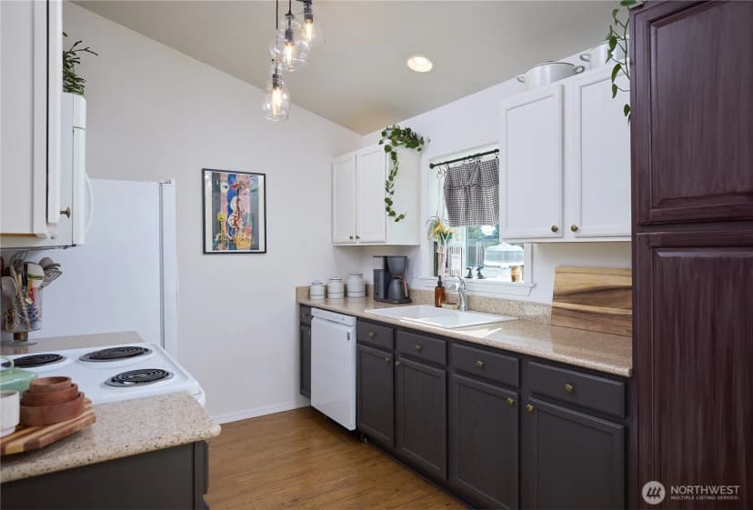 Property photo for 1214 Se Scenic View Dr, College Place photo 6