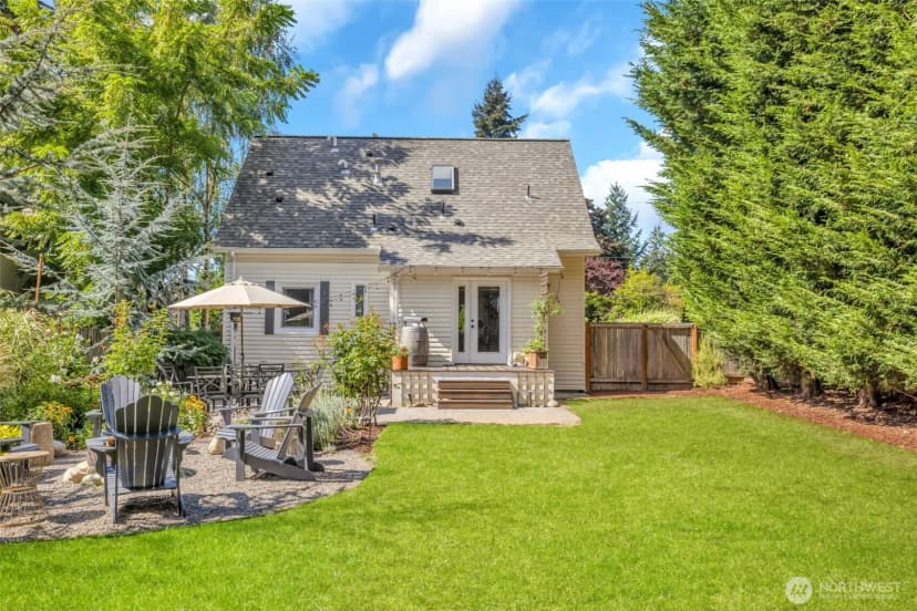 Property photo for 14332 Phinney Avenue N, Seattle photo 32
