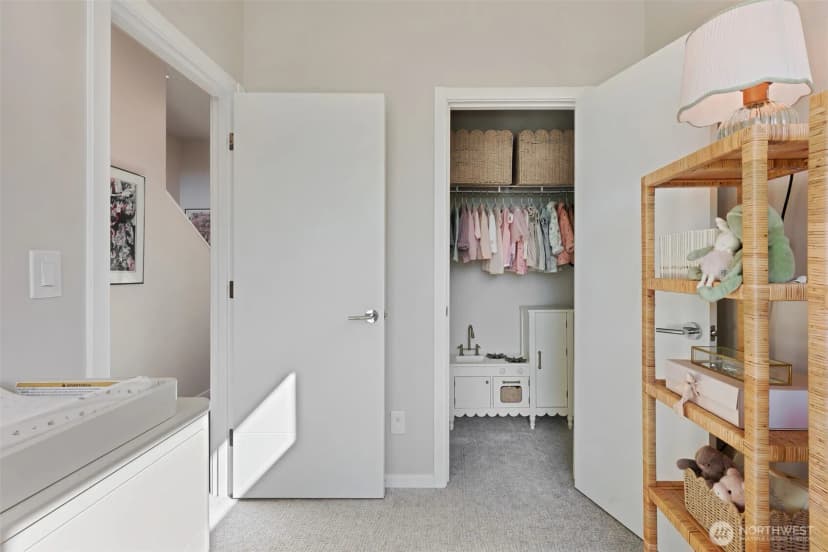 Property photo for 2909 S Dearborn, Seattle photo 13