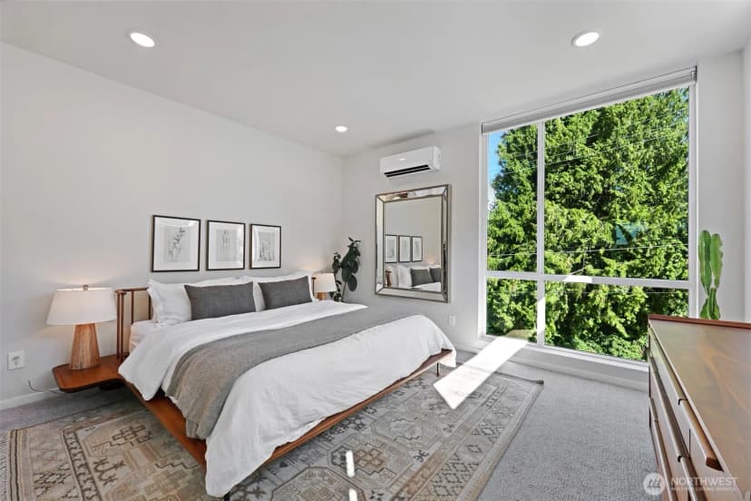 Property photo for 2909 S Dearborn, Seattle photo 16