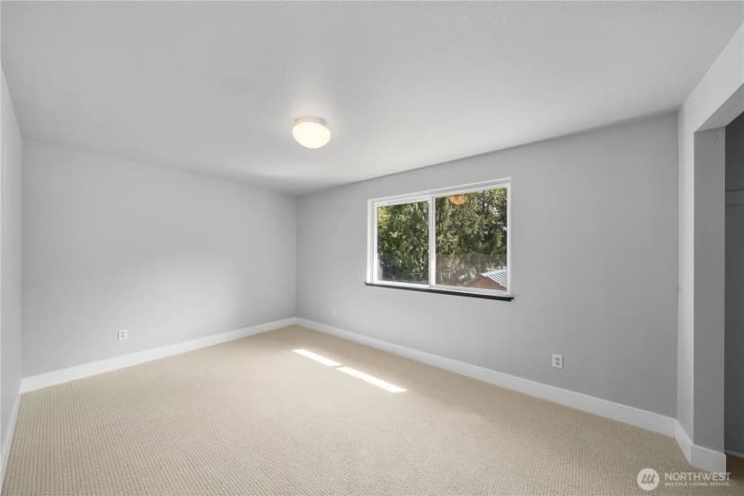 Property photo for 13018 532nd Street E, Eatonville photo 14