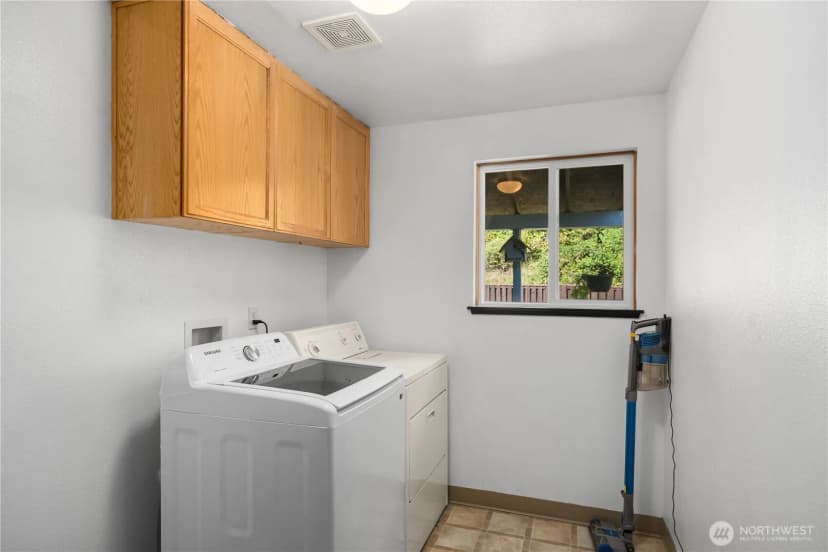 Property photo for 13018 532nd Street E, Eatonville photo 17