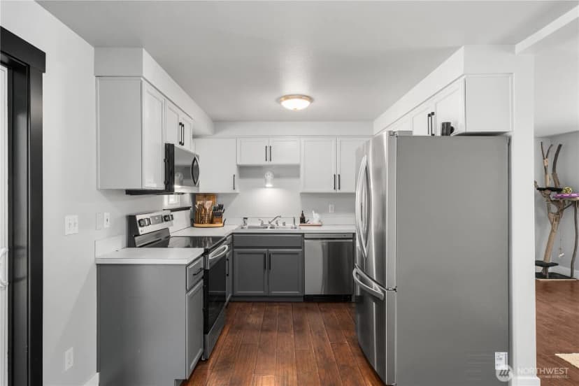 Property photo for 13018 532nd Street E, Eatonville photo 6