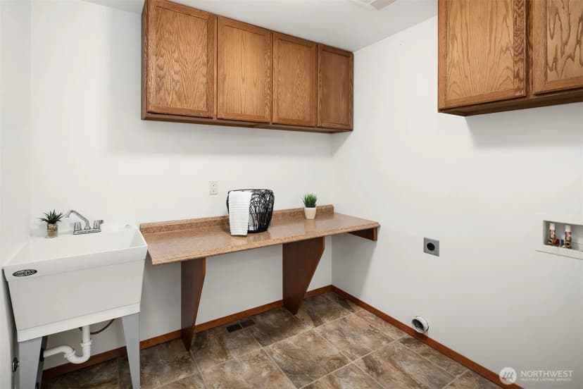 Property photo for 14730 75th Avenue Ne, Kenmore photo 31