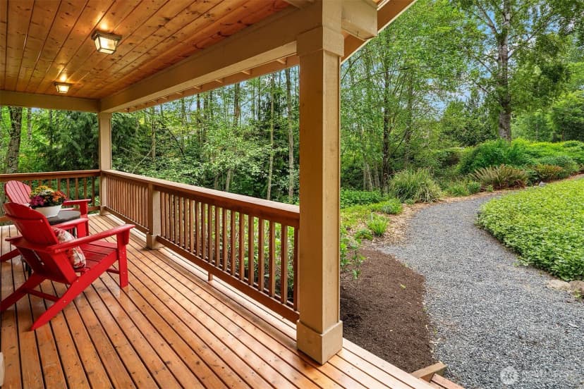 Property photo for 14730 75th Avenue Ne, Kenmore photo 5