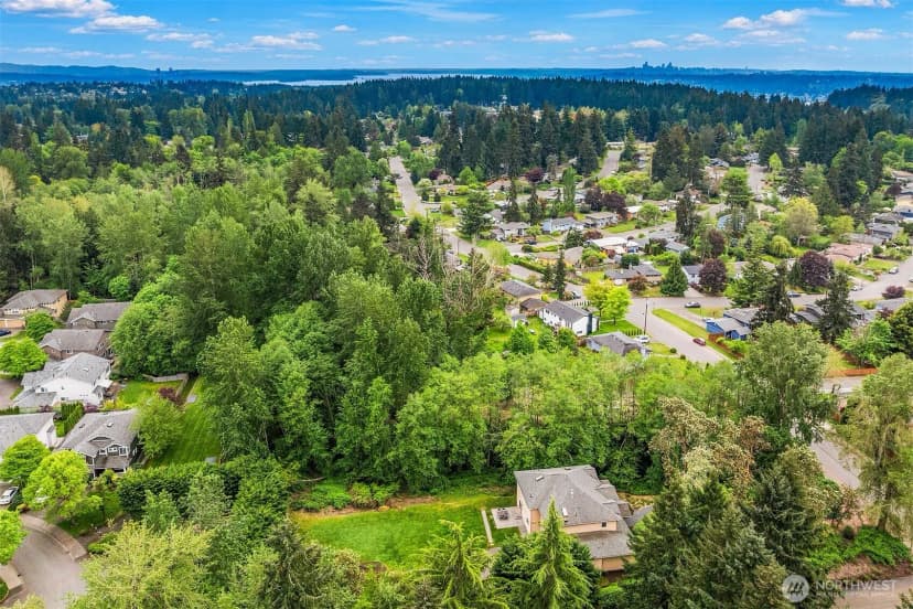 Property photo for 14730 75th Avenue Ne, Kenmore photo 38