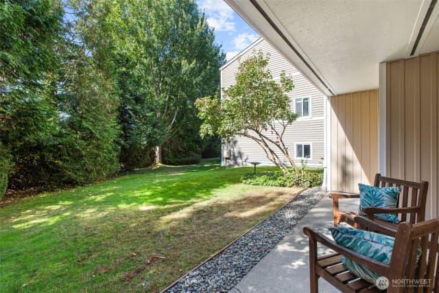 Property photo for 12429 Ne 130th Court #g108, Kirkland photo 5