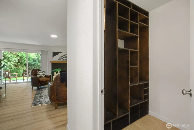 Property photo for 12429 Ne 130th Court #g108, Kirkland photo 18